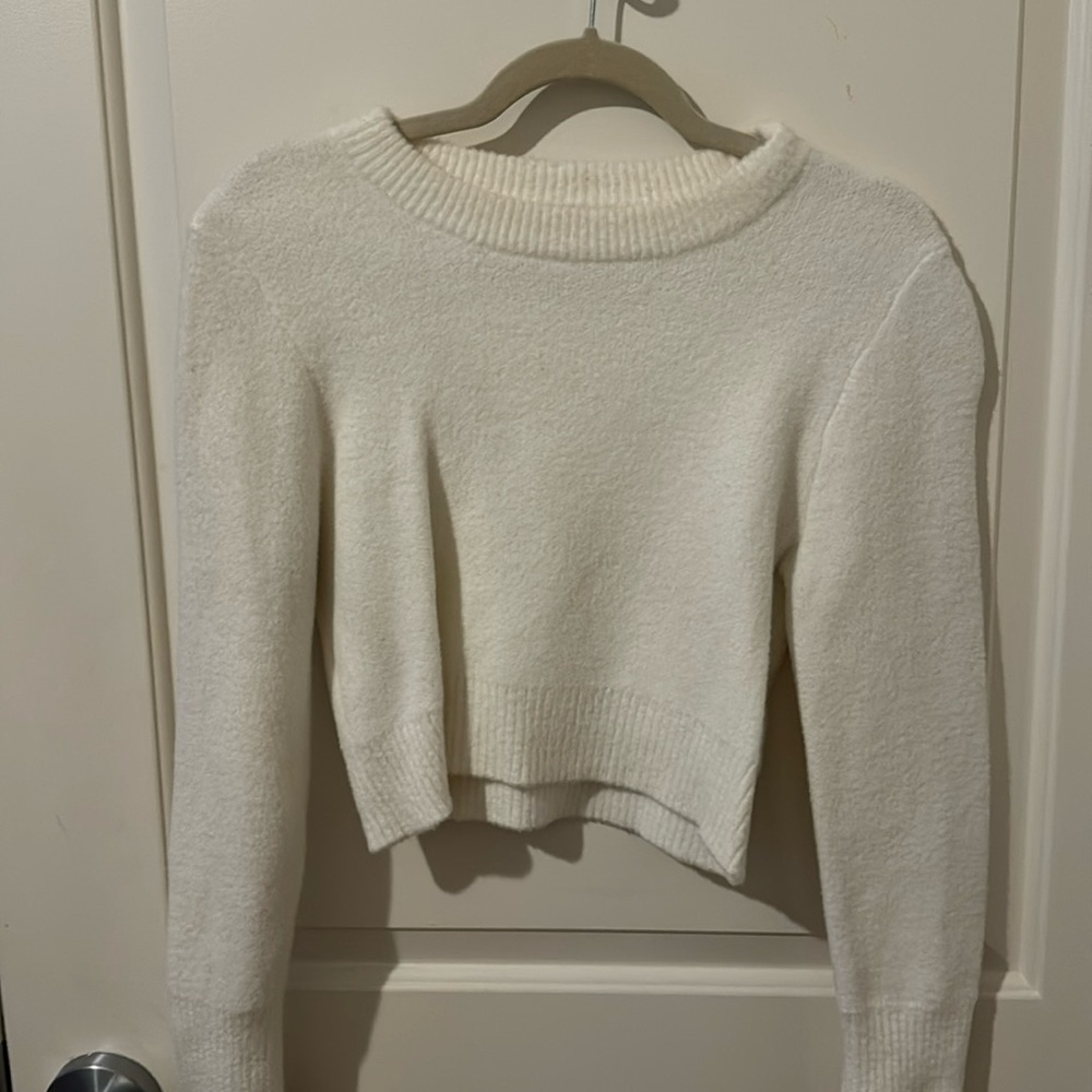 White M Zara sweater